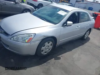 2005 Honda Accord LX with VIN 1HGCM66315A018922, listed as a IAAI auction lot 42040326 with 225,331 mi miles and . Bid and sale history available at DreamBid. Image 6.