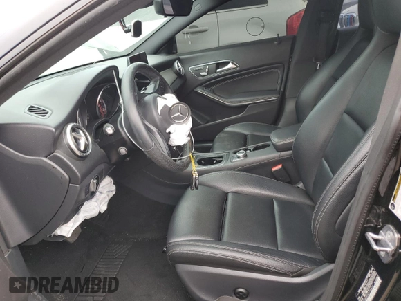 2019 Mercedes-Benz CLA 250 with VIN WDDSJ4EB5KN770620, listed as a Copart auction lot 38620304 with 59,137 mi miles and . Bid and sale history available at DreamBid. Image 7.