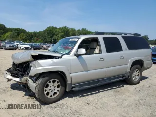 2004 Chevrolet Suburban Z71 with VIN 3GNFK16Z74G305505, listed as a Copart auction lot 68907834 with 0 mi miles and Salvage Title. Bid and sale history available at carsss.com. Image 1.