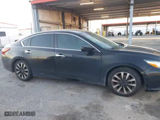 2018 Nissan Altima 2.5 SV with VIN 1N4AL3AP2JC103600, listed as a IAAI auction lot 41833390 with 276,014 mi miles. Bid and sale history available at carsss.com. Image 13.