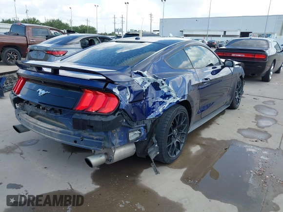 2018 Ford Mustang EcoBoost z VIN 1FA6P8TH0J5104312, wystawiony jako IAAI lot #42532806 z przebiegiem 87 564 mil mil oraz . Historia ofert i sprzedaży dostępna na DreamBid. Obrazek 4.