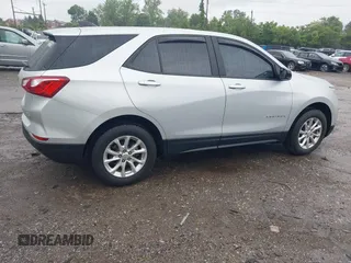 2020 Chevrolet Equinox LS z VIN 2GNAXSEV6L6178918, wystawiony jako IAAI lot #42312314 z przebiegiem 38 352 mil mil oraz . Historia ofert i sprzedaży dostępna na DreamBid. Obrazek 4.