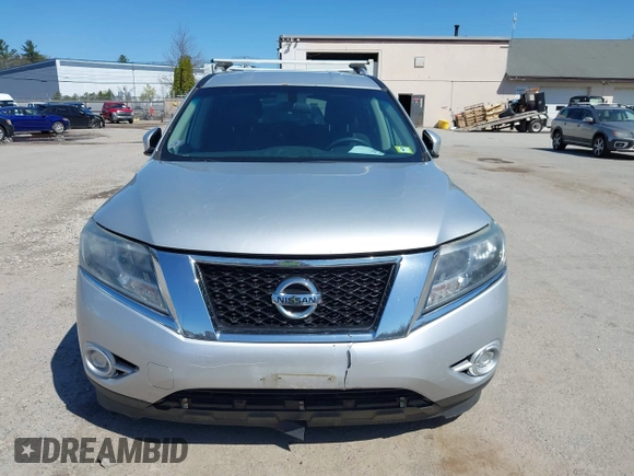 2016 Nissan Pathfinder Platinum with VIN 5N1AR2MM0GC616224, listed as a IAAI auction lot 42088422 with 131,411 mi miles. Bid and sale history available at carsss.com. Image 12.