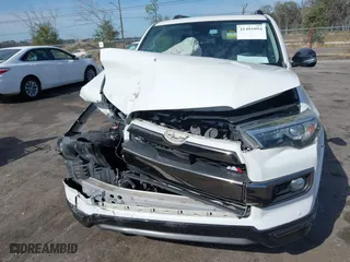 2020 Toyota 4Runner SR5 with VIN JTEBU5JR4L5800195, listed as a IAAI auction lot 41481094 with 122,100 mi miles. Bid and sale history available at carsss.com. Image 12.