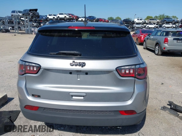 2021 Jeep Compass Altitude with VIN 3C4NJCBB5MT509187, listed as a IAAI auction lot 42021788 with 51,841 mi miles. Bid and sale history available at carsss.com. Image 17.