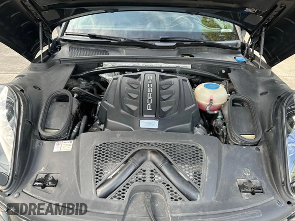 2017 Porsche Macan GTS with VIN WP1AG2A58HLB56625, listed as a Copart auction lot 56783115 with 100,933 mi miles and Clean Title. Bid and sale history available at DreamBid. Image 7.