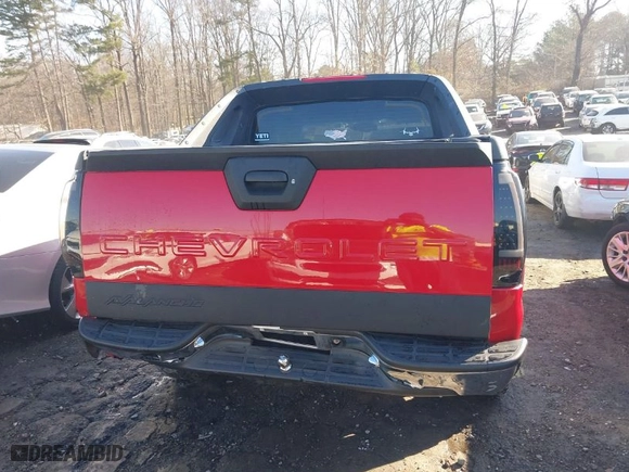 2003 Chevrolet Avalanche with VIN 3GNEC13T53G243660, listed as a IAAI auction lot 41489395 with 249,362 mi miles. Bid and sale history available at carsss.com. Image 6.