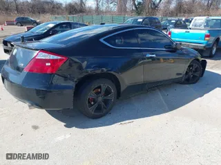 2011 Honda Accord Cpe EX-L with VIN 1HGCS2B8XBA003959, listed as a IAAI auction lot 41607020 with 239,049 mi miles. Bid and sale history available at carsss.com. Image 4.