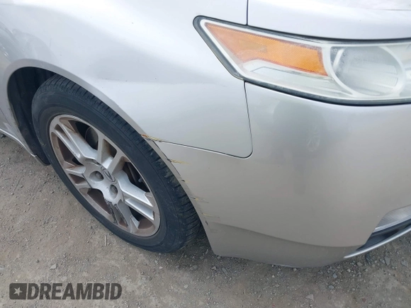 2009 Acura TL Tech with VIN 19UUA86529A012577, listed as a IAAI auction lot 41852402 with 152,416 mi miles. Bid and sale history available at carsss.com. Image 6.