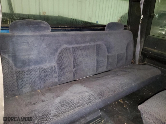 1995 Chevrolet C/K 1500 with VIN 2GCEC19K4S1256009, listed as a Copart auction lot 89394615 with 239,182 mi miles and Non Repairable. Bid and sale history available at carsss.com. Image 10.