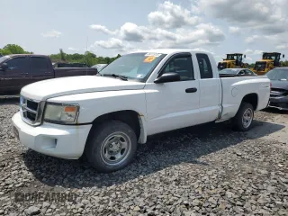 2010 Dodge Dakota z VIN 1D7CW2BK0AS207912, wystawiony jako Copart lot #58372915 z przebiegiem Nie podano mil oraz Szkoda całkowita • Salvage title. Historia ofert i sprzedaży dostępna na DreamBid. Obrazek 1.