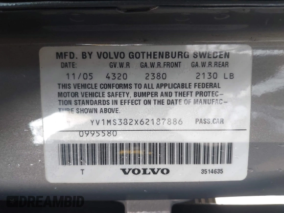 2006 Volvo S40 2.4L with VIN YV1MS382X62187886, listed as a IAAI auction lot 41943211 with 173,125 mi miles. Bid and sale history available at carsss.com. Image 9.