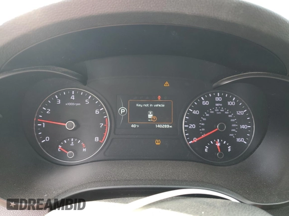 2017 Kia Optima SX Limited z VIN 5XXGV4L25HG159742, wystawiony jako Copart lot #44979005 z przebiegiem 140 289 mil mil oraz Szkoda całkowita • Salvage title. Historia ofert i sprzedaży dostępna na DreamBid. Obrazek 9.
