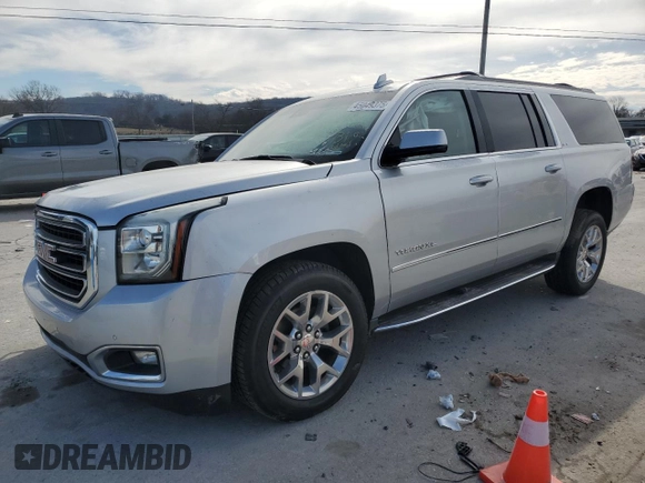 2015 GMC Yukon XL SLT with VIN 1GKS2HKC8FR650082, listed as a Copart auction lot 45049375 with 222,200 mi miles and Salvage Title. Bid and sale history available at carsss.com. Image 1.