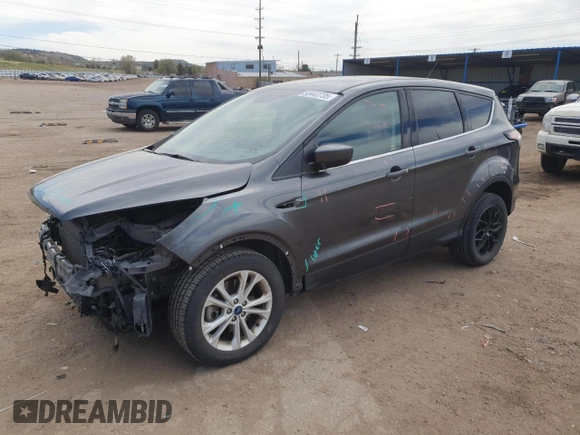 2017 Ford Escape SE with VIN 1FMCU9GD6HUE72847, listed as a Copart auction lot 53443735 with 106,462 mi miles and Salvage Title. Bid and sale history available at carsss.com. Image 1.