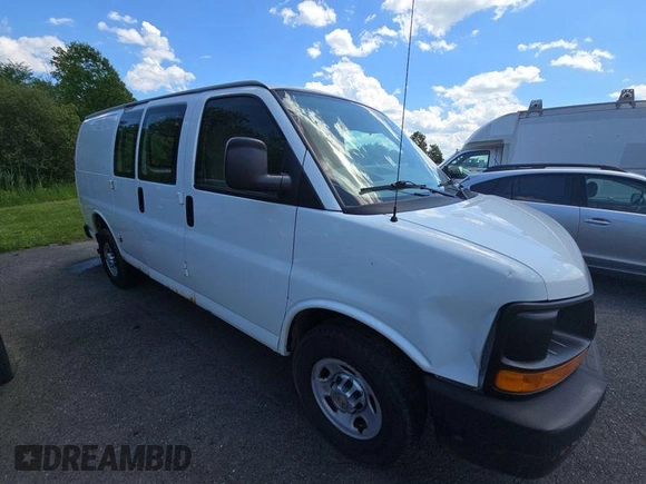 2010 Chevrolet Express Cargo with VIN 1GCZGFBA2A1125850, listed as a IAAI auction lot 42624644 with 153,437 mi miles and . Bid and sale history available at DreamBid. Image 13.
