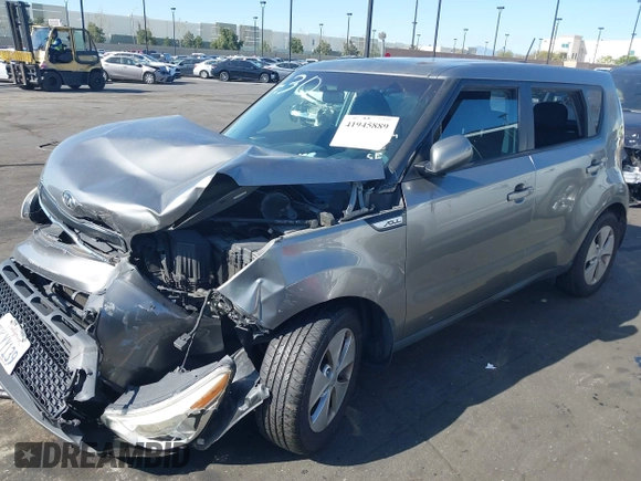 2015 Kia Soul with VIN KNDJN2A21F7217008, listed as a IAAI auction lot 41945889 with 136,656 mi miles and . Bid and sale history available at DreamBid. Image 2.