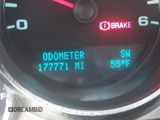 2010 Chevrolet Silverado 1500 LT with VIN 3GCRCSE08AG108110, listed as a IAAI auction lot 42011464 with 177,771 mi miles and . Bid and sale history available at DreamBid. Image 15.