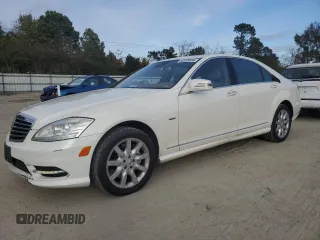 2012 Mercedes-Benz S 550 with VIN WDDNG9EB0CA483946, listed as a Copart auction lot 82289554 with 171,617 mi miles and Salvage Title. Bid and sale history available at carsss.com. Image 1.