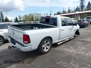 2016 Ram 1500 Sport z VIN 1C6RR7HT1GS341479, wystawiony jako IAAI lot #41943001 z przebiegiem 127 115 mil mil oraz . Historia ofert i sprzedaży dostępna na DreamBid. Obrazek 4.