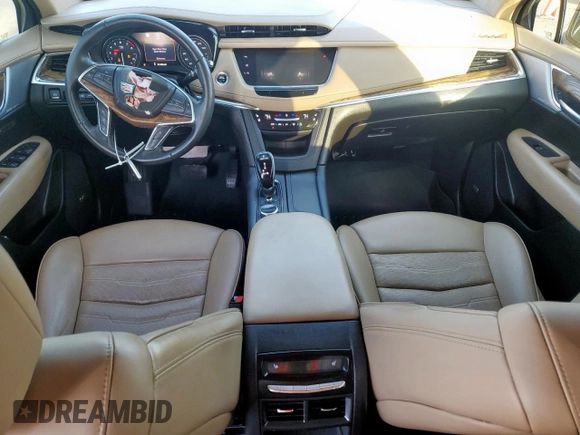 2022 Cadillac XT5 Premium Luxury FWD z VIN 1GYKNERS9NZ120517, wystawiony jako Copart lot #58978045 z przebiegiem 31 456 mil mil oraz Szkoda całkowita • Salvage title. Historia ofert i sprzedaży dostępna na DreamBid. Obrazek 8.