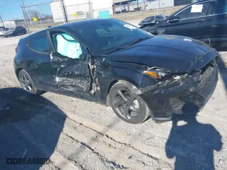 2019 Hyundai Veloster 2.0 with VIN KMHTG6AF9KU003825, listed as a IAAI auction lot 41693028 with 43,878 mi miles. Bid and sale history available at carsss.com. Image 1.