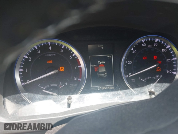 2015 Toyota Highlander Limited with VIN 5TDDKRFH0FS164173, listed as a IAAI auction lot 42323600 with 210,614 mi miles and . Bid and sale history available at DreamBid. Image 7.