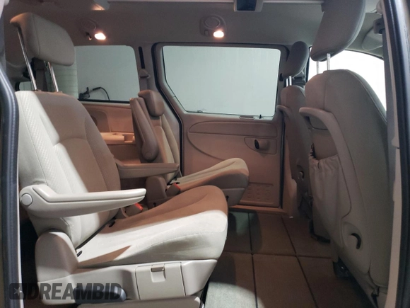 2007 Dodge Grand Caravan SXT with VIN 2D8GP44L57R321927, listed as a Copart auction lot 53143605 with 157,185 mi miles and Salvage Title. Bid and sale history available at DreamBid. Image 11.