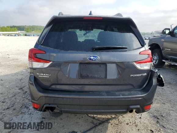 2021 Subaru Forester Limited with VIN JF2SKASC5MH591712, listed as a Copart auction lot 57068895 with 31,296 mi miles and Non repairable. Bid and sale history available at DreamBid. Image 6.