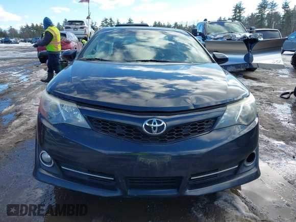 2014 Toyota Camry L with VIN 4T1BF1FKXEU345666, listed as a IAAI auction lot 41651318 with 126,130 mi miles. Bid and sale history available at carsss.com. Image 13.