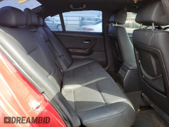 2009 BMW 3 Series 328i z VIN WBAPH57529NM33855, wystawiony jako Copart lot #53391715 z przebiegiem 142 688 mil mil oraz Szkoda całkowita • Salvage title. Historia ofert i sprzedaży dostępna na DreamBid. Obrazek 10.
