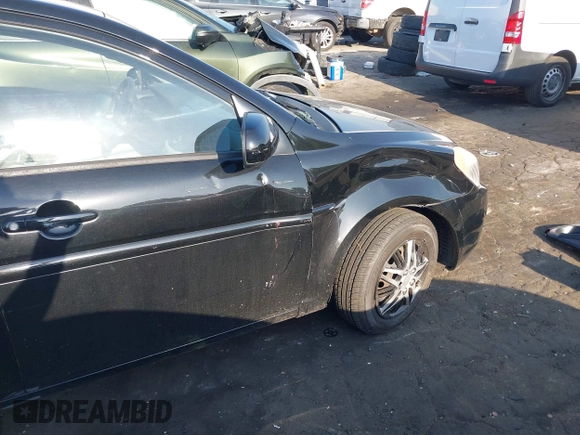 2010 Hyundai Accent GLS z VIN KMHCN4AC5AU410040, wystawiony jako IAAI lot #42178746 z przebiegiem 113 396 mil mil oraz . Historia ofert i sprzedaży dostępna na DreamBid. Obrazek 6.