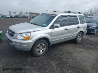 2005 Honda Pilot EX with VIN 2HKYF184X5H533837, listed as a IAAI auction lot 41900265 with 163,522 mi miles. Bid and sale history available at carsss.com. Image 2.