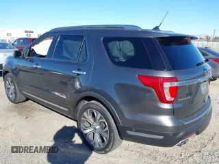 2018 Ford Explorer Platinum with VIN 1FM5K8HTXJGB79861, listed as a IAAI auction lot 41414463 with 76,146 mi miles. Bid and sale history available at carsss.com. Image 3.