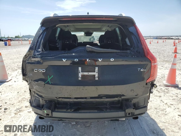 2017 Volvo XC90 Momentum z VIN YV4A22PK5H1128206, wystawiony jako Copart lot #52108315 z przebiegiem 69 510 mil mil oraz Szkody całkowita. Historia ofert i sprzedaży dostępna na DreamBid. Obrazek 6.