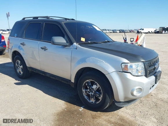 2010 Ford Escape XLT with VIN 1FMCU0DG3AKA09821, listed as a IAAI auction lot 41785754 with 208,875 mi miles. Bid and sale history available at carsss.com. Image 1.
