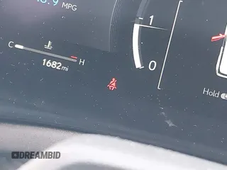 2024 Lexus TX 350 z VIN 5TDAAAB66RS011412, wystawiony jako IAAI lot #41354820 z przebiegiem 1 682 mil mil oraz . Historia ofert i sprzedaży dostępna na DreamBid. Obrazek 15.