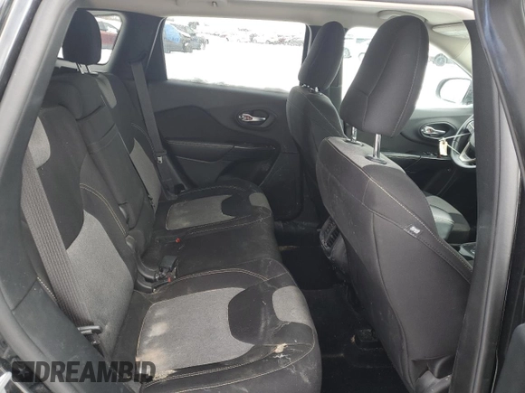 2014 Jeep Cherokee Altitude with VIN 1C4PJMCS3EW121853, listed as a Copart auction lot 45733355 with 160,519 mi miles and Clean Title. Bid and sale history available at carsss.com. Image 11.