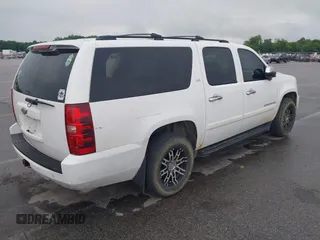 2008 Chevrolet Suburban LTZ with VIN 3GNFK16Y68G177903, listed as a IAAI auction lot 42358810 with 261,322 mi miles and . Bid and sale history available at DreamBid. Image 4.