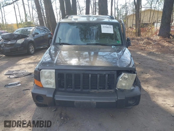 2006 Jeep Commander with VIN 1J8HG48K36C342666, listed as a IAAI auction lot 41908526 with 199,163 mi miles. Bid and sale history available at carsss.com. Image 13.