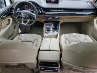 2017 Audi Q7 Premium Plus with VIN WA1LAAF7XHD018234, listed as a Copart auction lot 52862915 with 128,713 mi miles and Clean Title. Bid and sale history available at DreamBid. Image 8.