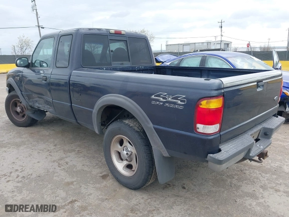 1999 Ford Ranger XLT with VIN 1FTZR15X4XPB33404, listed as a IAAI auction lot 41894486 with 371,102 mi miles. Bid and sale history available at carsss.com. Image 3.