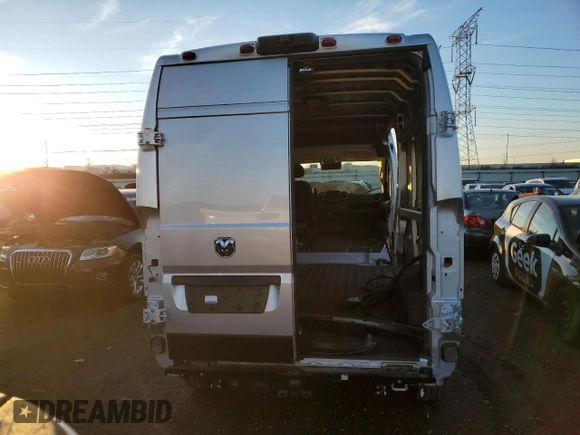 2024 Ram ProMaster Cargo Tradesman with VIN 3C6LRVDG7RE116511, listed as a Copart auction lot 79095424 with 1,636 mi miles and Salvage Title. Bid and sale history available at DreamBid. Image 6.