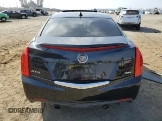 2013 Cadillac ATS Performance z VIN 1G6AC5S33D0156218, wystawiony jako Copart lot #73142084 z przebiegiem 136 845 mil mil oraz Szkody całkowita. Historia ofert i sprzedaży dostępna na DreamBid. Obrazek 6.