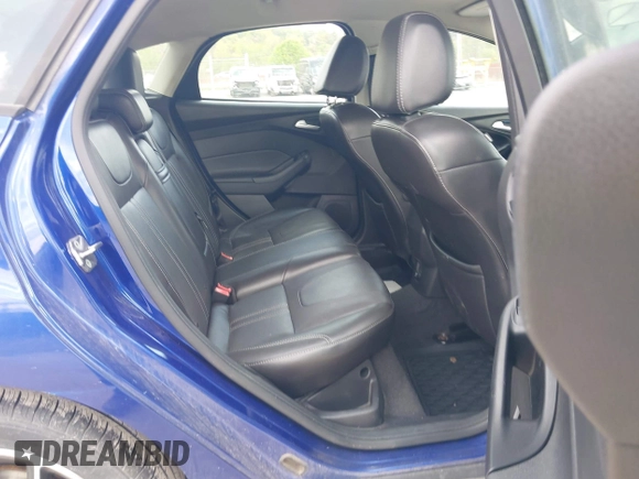 2013 Ford Focus SE with VIN 1FADP3K20DL240558, listed as a IAAI auction lot 42125088 with 261,358 mi miles and . Bid and sale history available at carsss.com. Image 8.