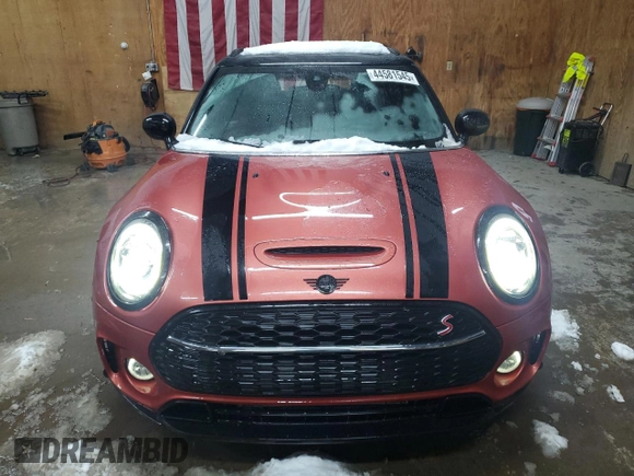 2021 MINI Clubman Cooper S with VIN WMWXJ1C01M2N54801, listed as a Copart auction lot 44581545 with 31,936 mi miles and Non Repairable. Bid and sale history available at carsss.com. Image 5.