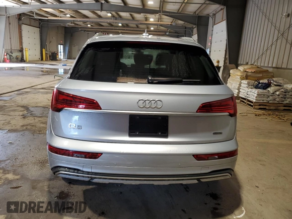 2023 Audi Q5 Premium with VIN WA1ABAFY4P2132317, listed as a Copart auction lot 47822985 with 24,818 mi miles and Salvage Title. Bid and sale history available at carsss.com. Image 6.