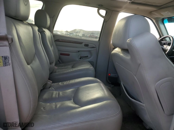 2005 Cadillac Escalade with VIN 1GYEC63T75R182265, listed as a Copart auction lot 53752525 with 187,028 mi miles and Clean Title. Bid and sale history available at carsss.com. Image 11.