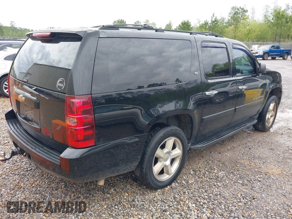 2007 Chevrolet Suburban LT with VIN 3GNFC16J87G228803, listed as a IAAI auction lot 41910240 with 303,191 mi miles and . Bid and sale history available at DreamBid. Image 4.