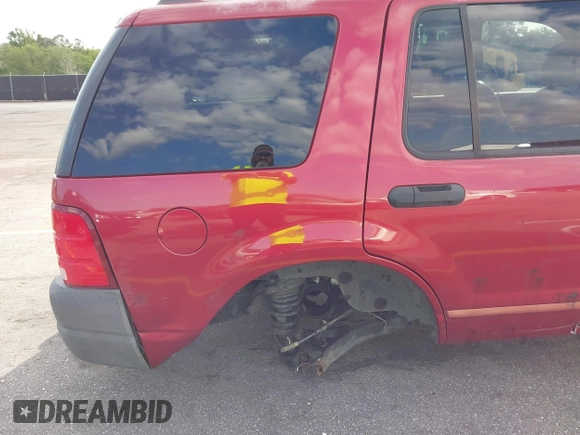 2003 Ford Explorer XLS z VIN 1FMZU62K53UC43048, wystawiony jako IAAI lot #42156423 z przebiegiem 153 619 mil mil oraz . Historia ofert i sprzedaży dostępna na DreamBid. Obrazek 14.